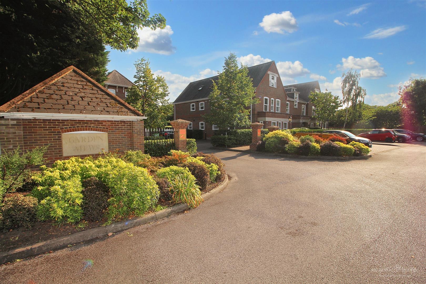 Parkhouse Lane, Reading